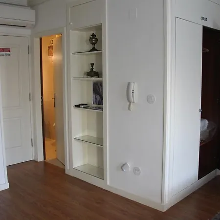 Apartment Poeta *